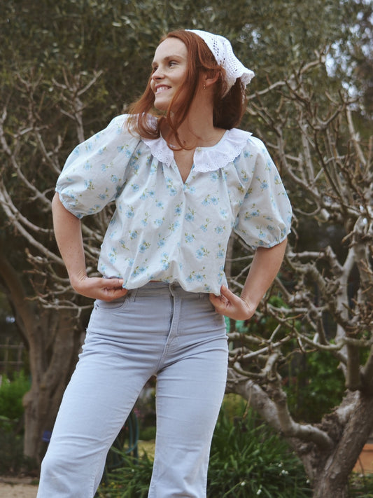 REWORKED - ONE OF A KIND SMOCK CROP BLOUSE BLUE FLORAL EXTRA SMALL