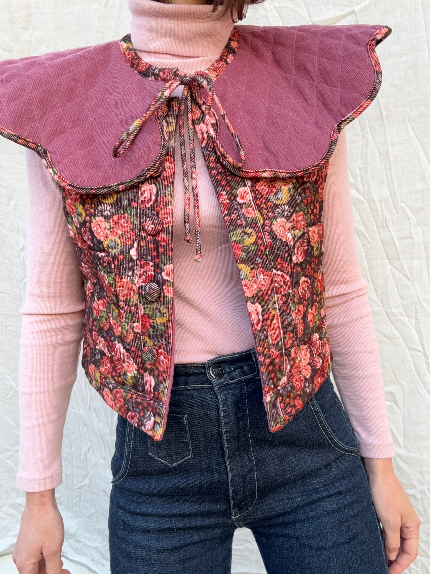 PREORDER - 100% RECYCLED COTTON CORDUROY - PEMBROKE CROP REVERSIBLE QUILTED JACKET/VEST FLORAL