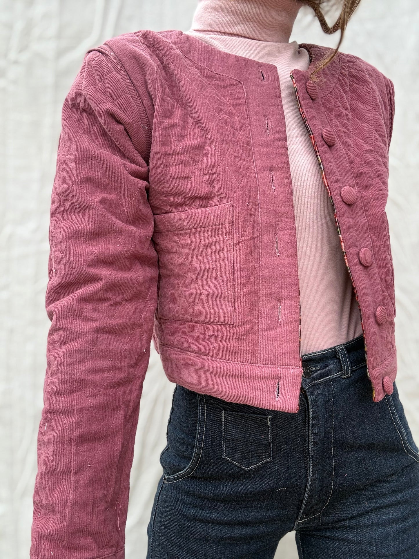 PREORDER - 100% RECYCLED COTTON CORDUROY - PEMBROKE CROP REVERSIBLE QUILTED JACKET/VEST FLORAL
