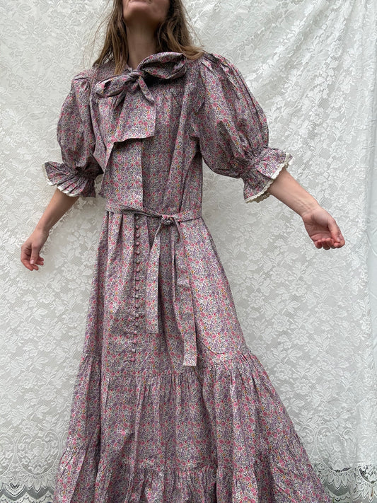PRELOVED 100% RECYCLED COTTON - FLEUR MAXI DRESS PUSSY BOW LILAC FLORAL XXL