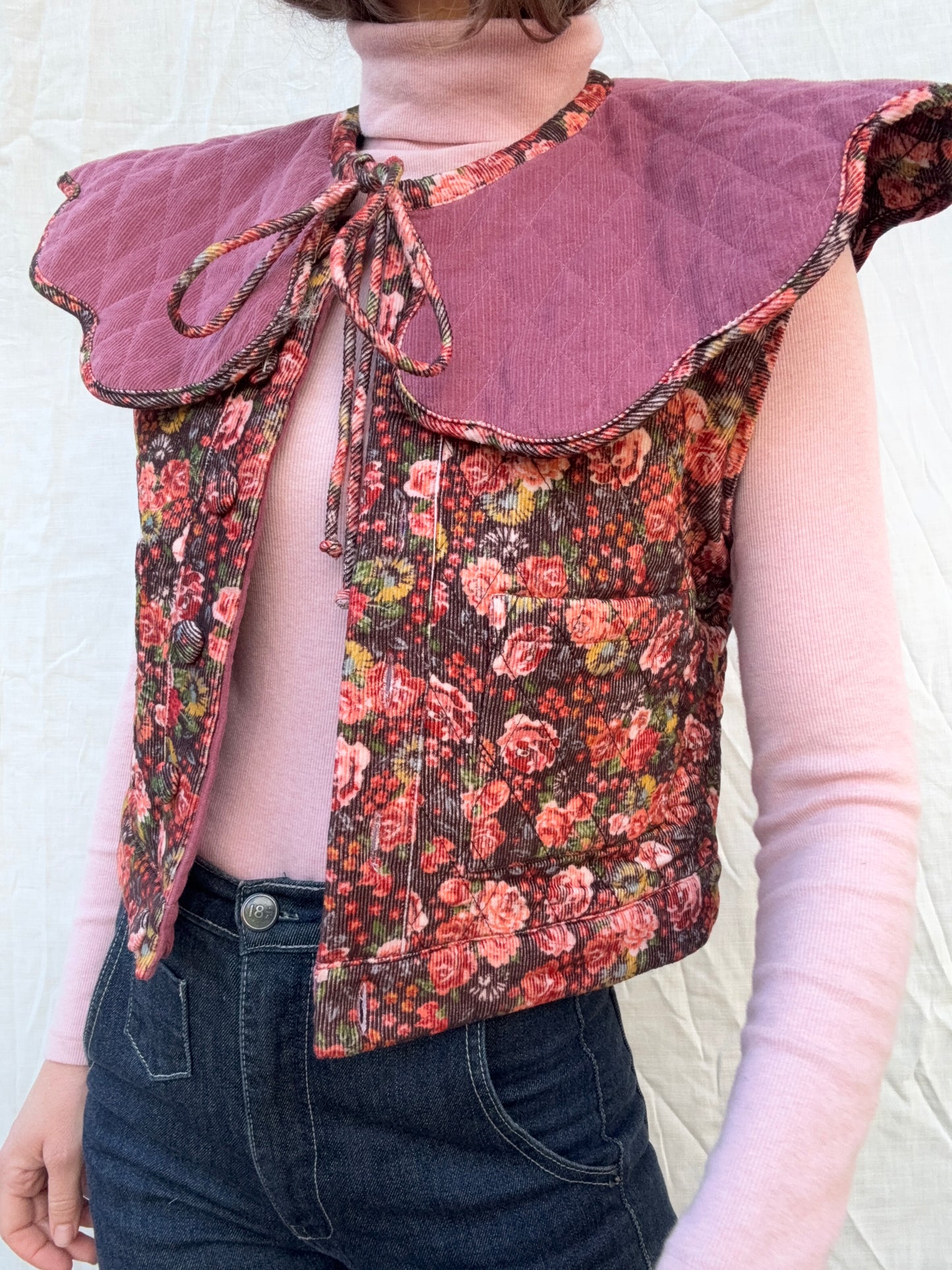 PREORDER - 100% RECYCLED COTTON CORDUROY - PEMBROKE CROP REVERSIBLE QUILTED JACKET/VEST FLORAL