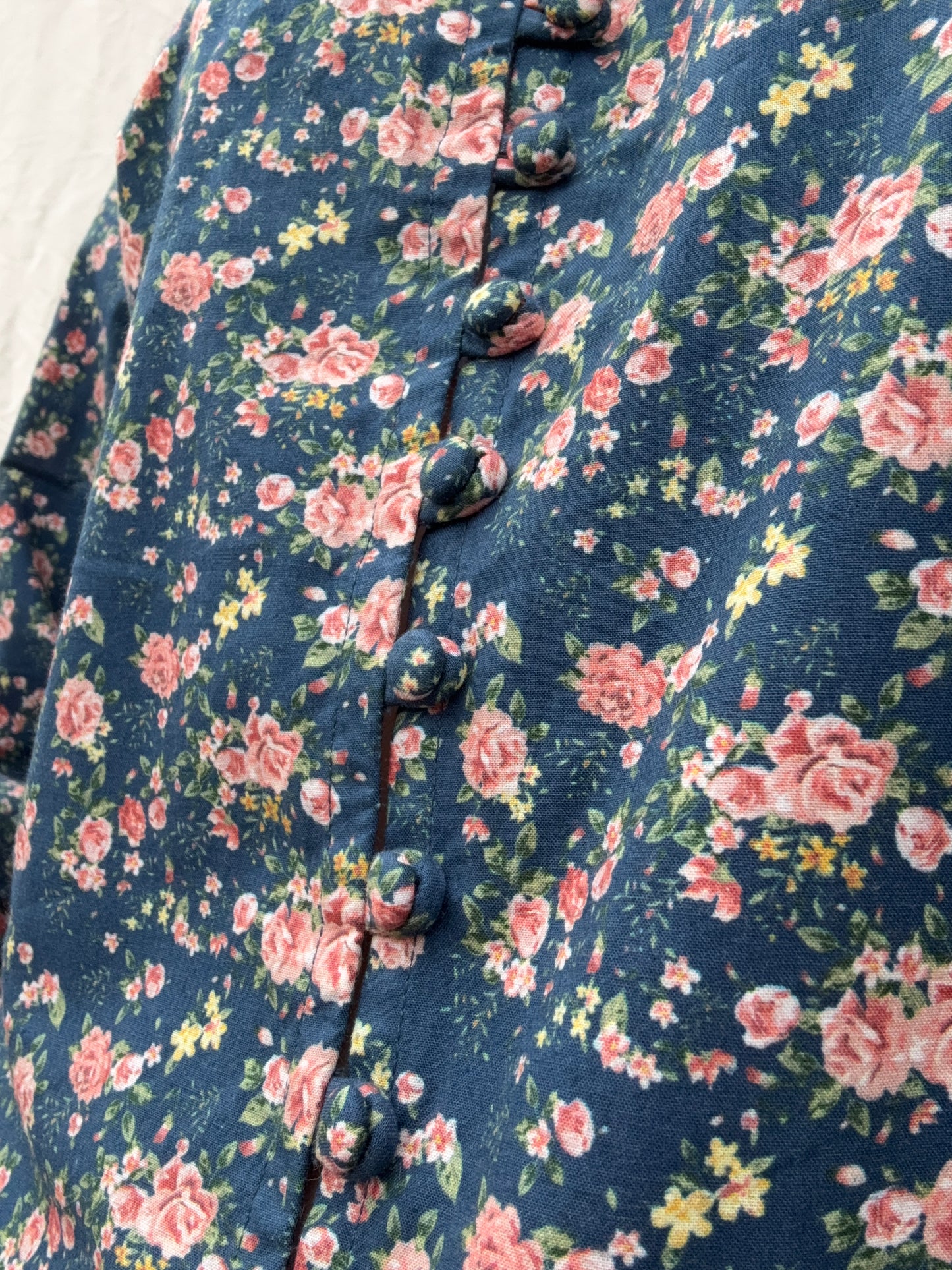 PRELOVED 100% RECYCLED COTTON - CLOTHILDE BLOUSE NAVY FLORAL XS