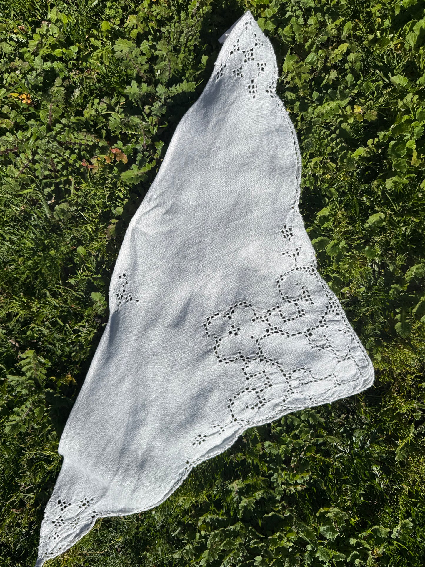 REWORKED - EMBROIDERED FLORAL COTTON HEAD SCARF WHITE