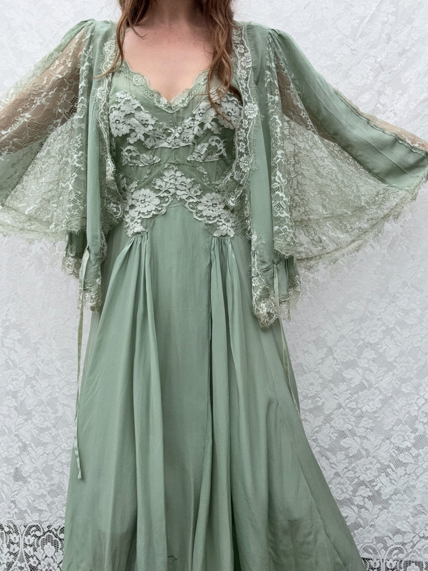 AURORA SILK & LACE DRESS - SAGE