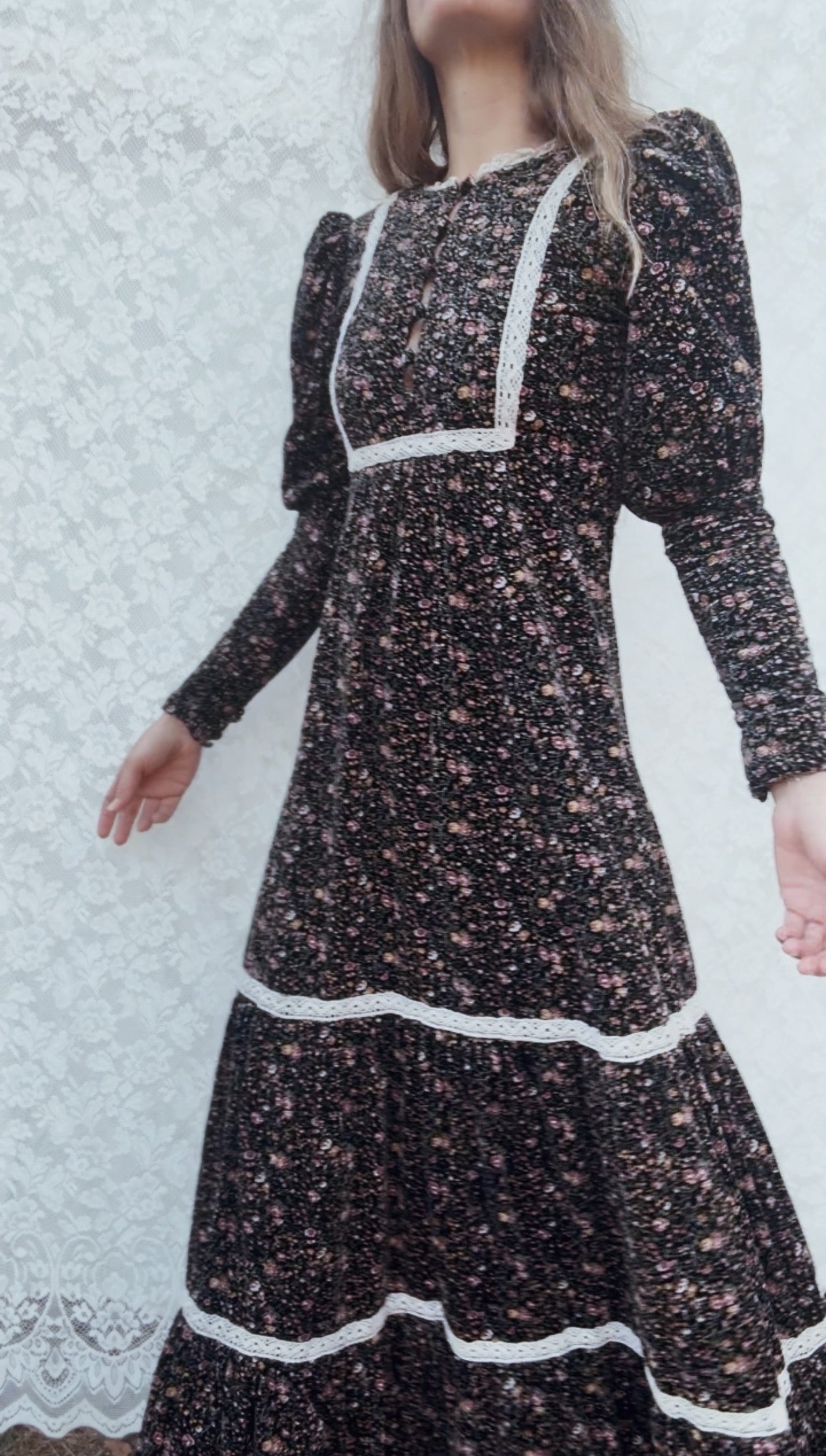 VINTAGE 1970’S VELVETEEN FLORAL PRAIRIE DRESS XXS