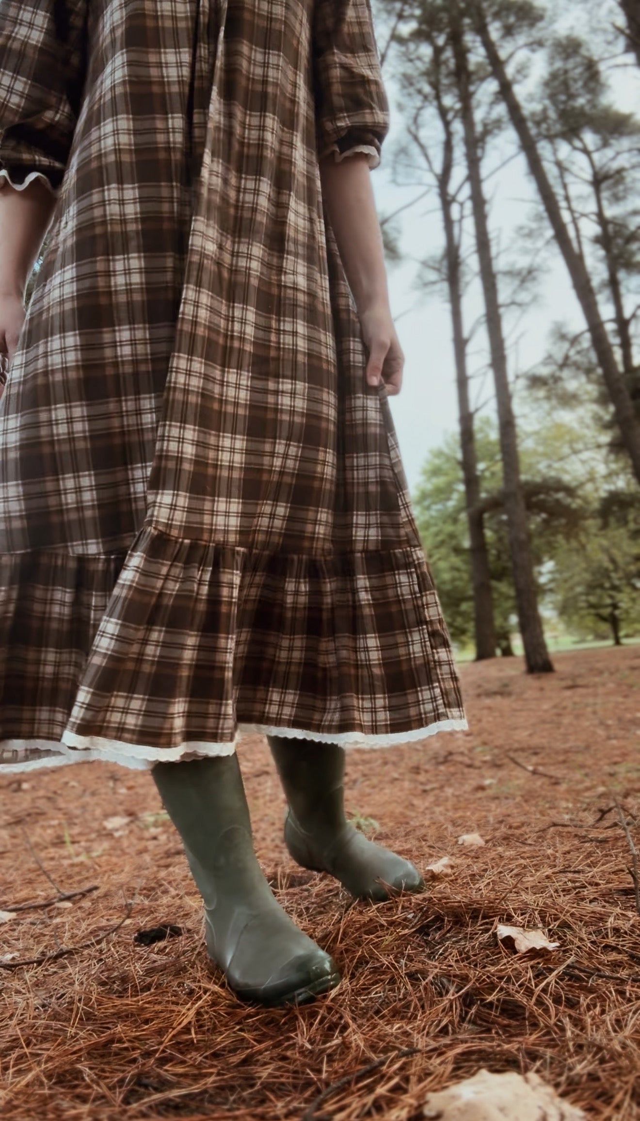 HETTIE SMOCK DRESS BROWN PLAID CHECK