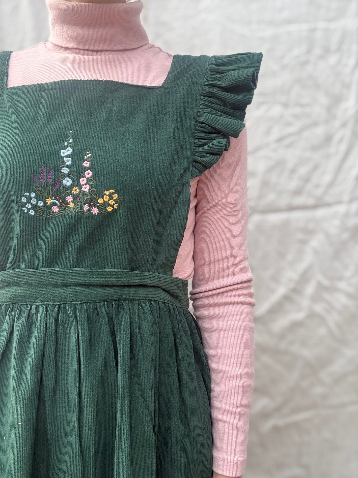 100% RECYCLED COTTON - ANOUK RUFFLE PINAFORE/SKIRT CORDUROY FOREST GREEN