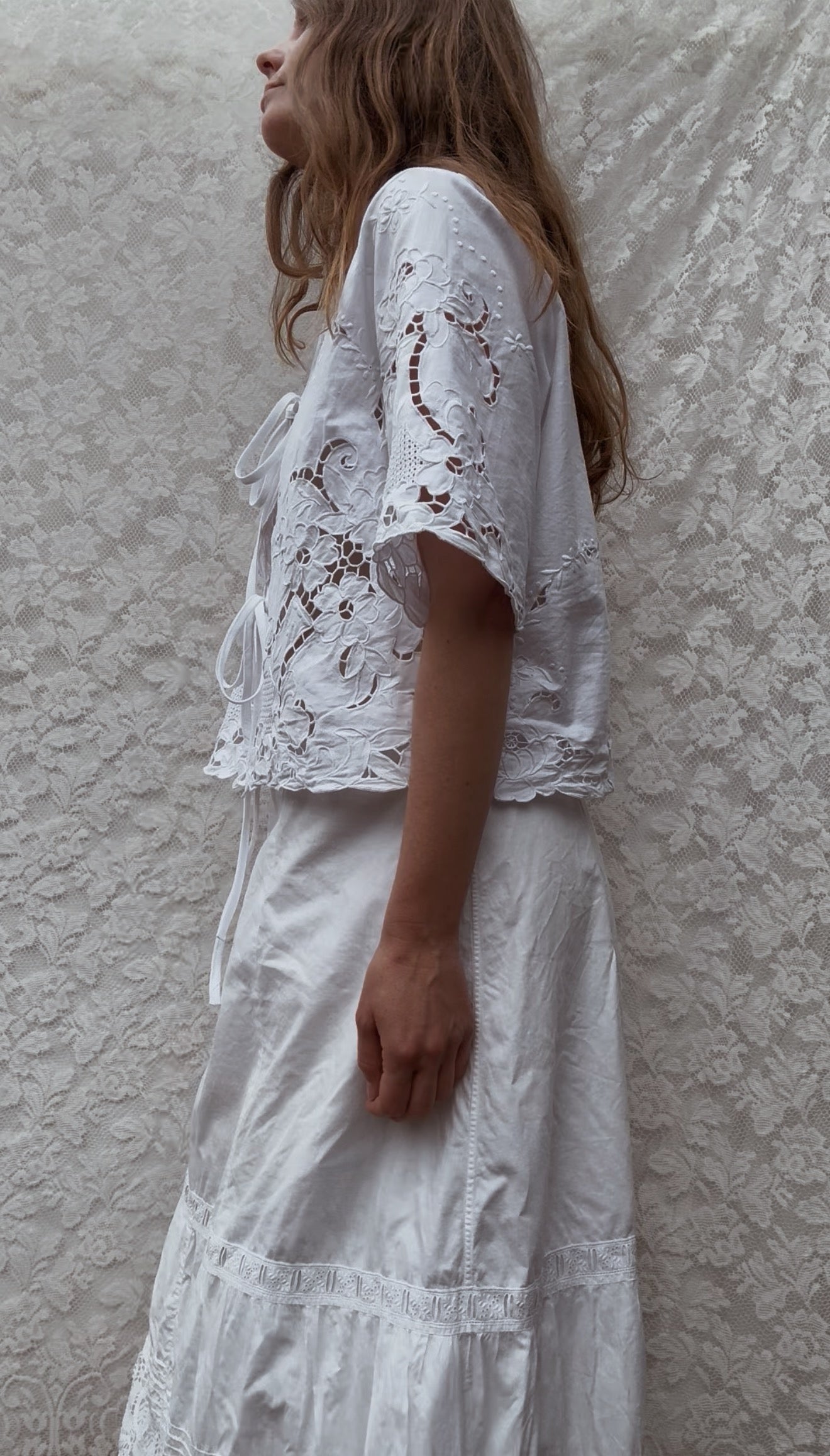 REWORKED TIE FRONT BLOUSE OR CAPELET WHITE