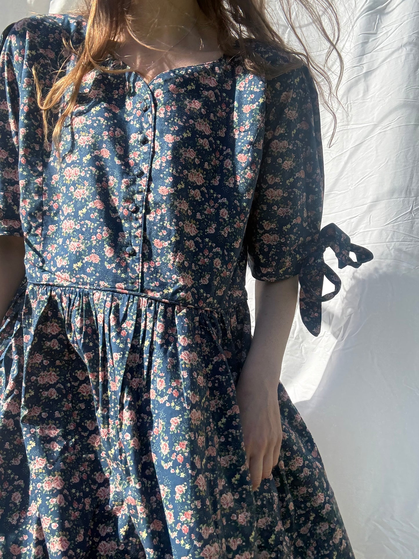 PRELOVED - 100% RECYCLED COTTON - SOPHIE DRESS NAVY FLORAL XXXL