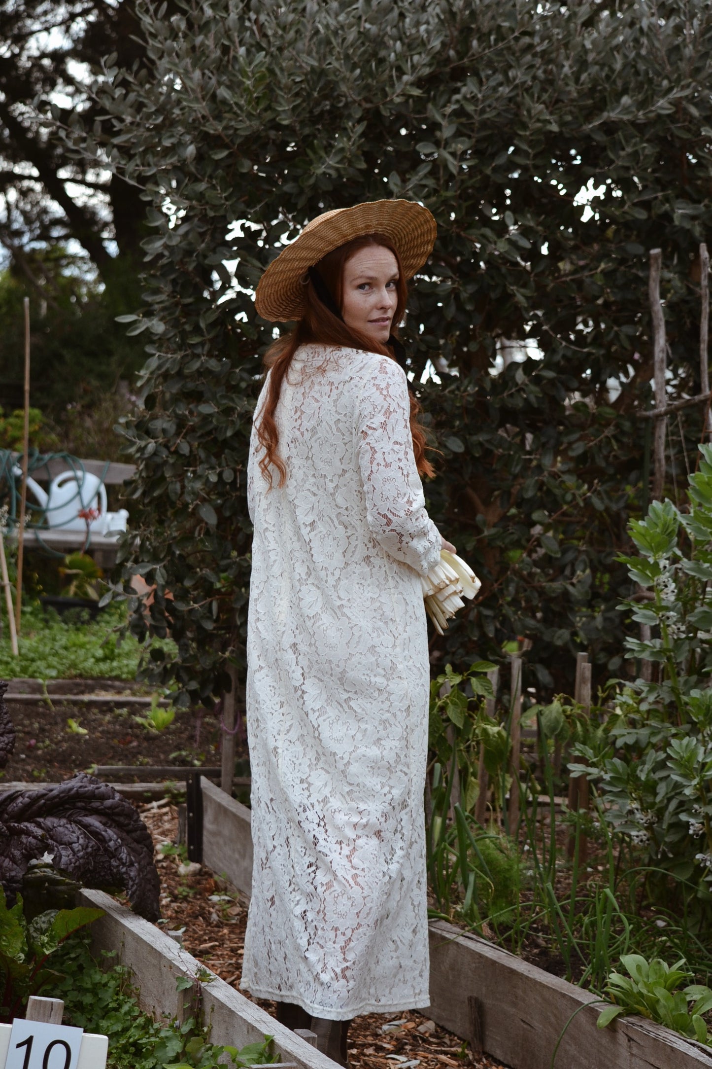 REWORKED - LACE DRESS SIZE 8-10