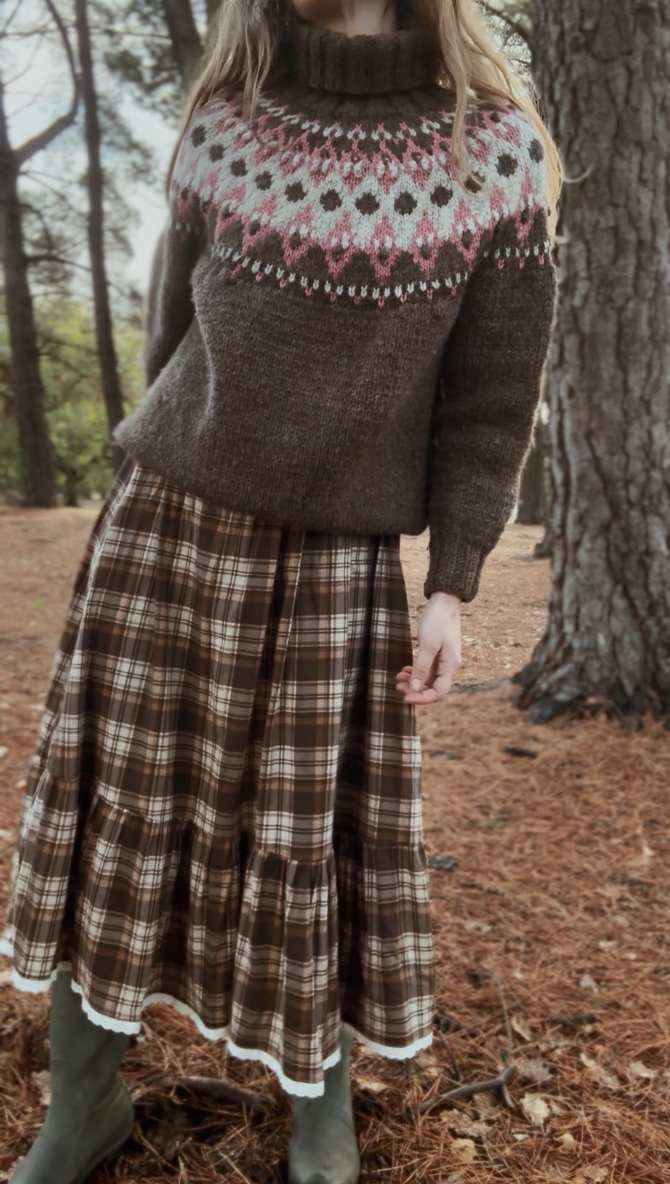 VINTAGE HANDMADE BROWN WOOL FAIRISLE JUMPER S-XL