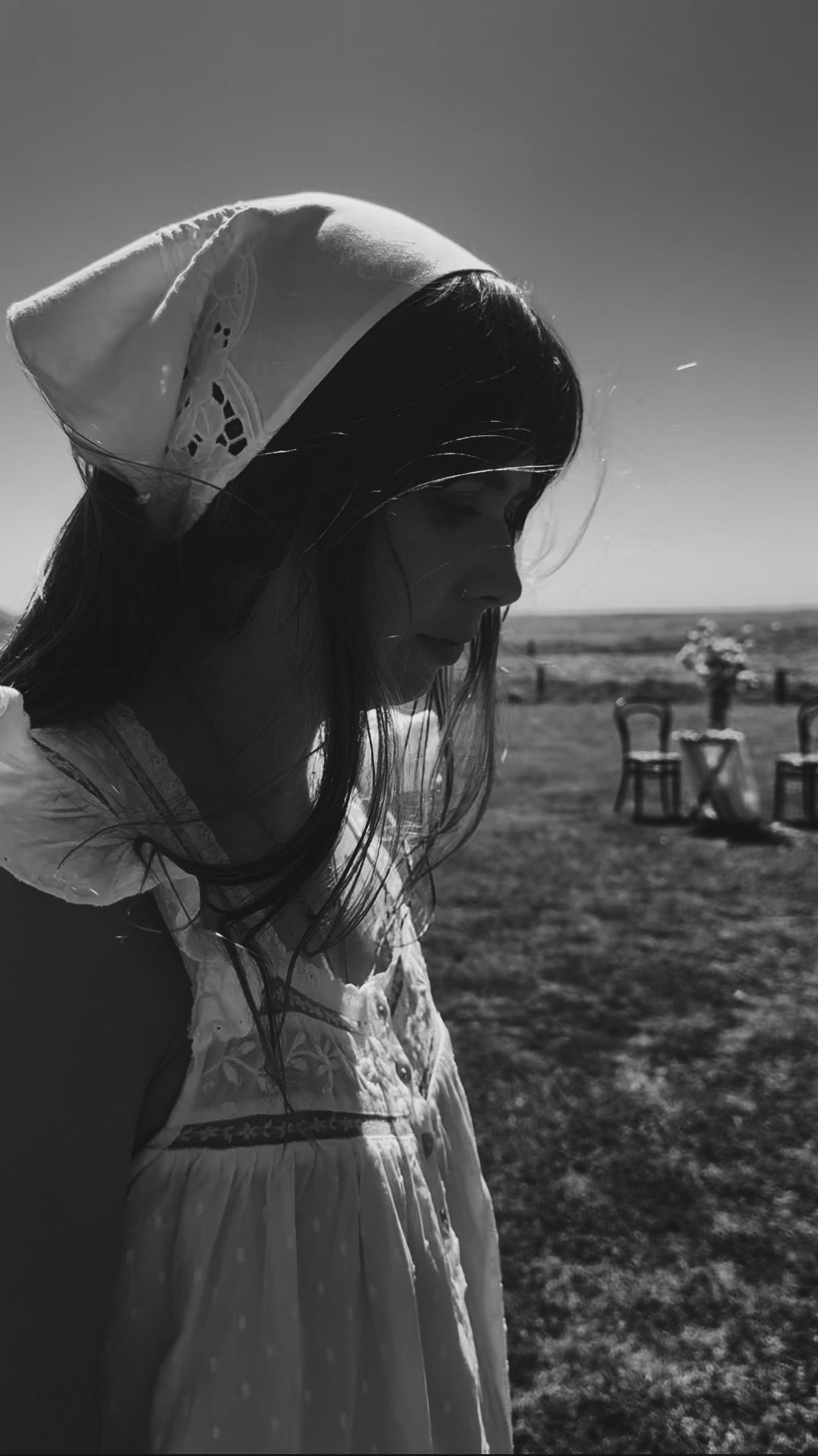 REWORKED - EMBROIDERED BORDER COTTON HEAD SCARF WHITE