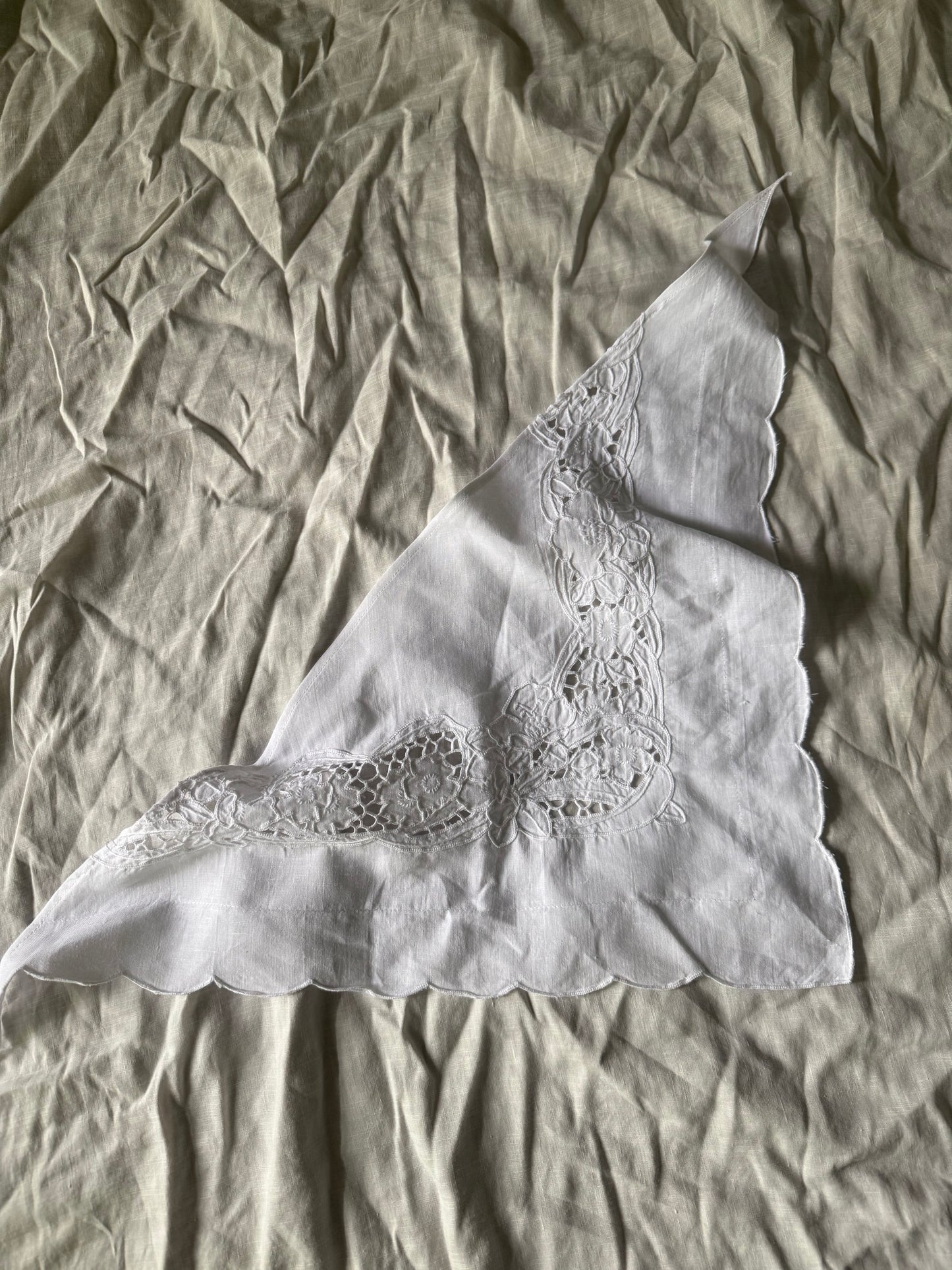 REWORKED - EMBROIDERED BORDER COTTON HEAD SCARF WHITE