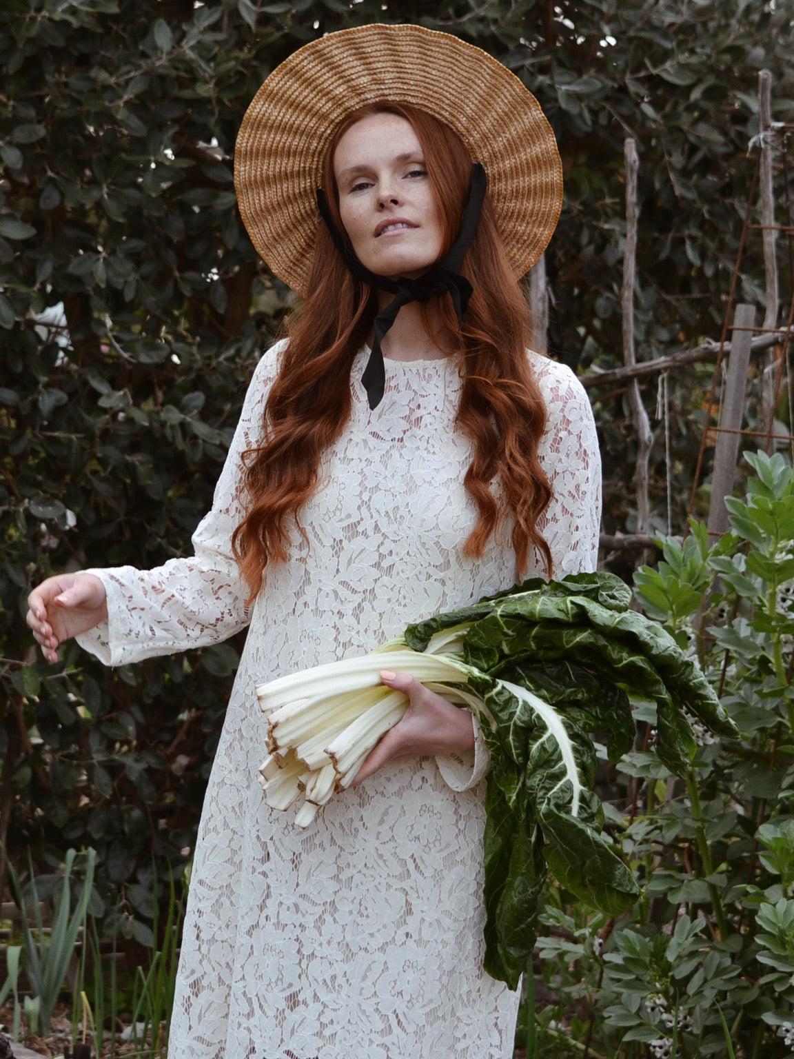 REWORKED - LACE DRESS SIZE 8-10