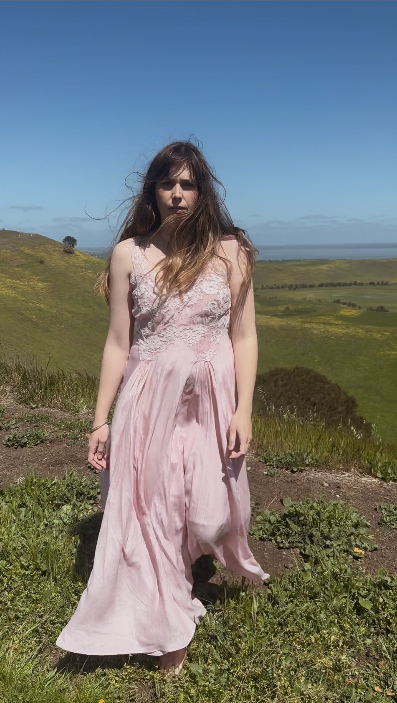 AURORA SILK & LACE DRESS - PASTEL PINK