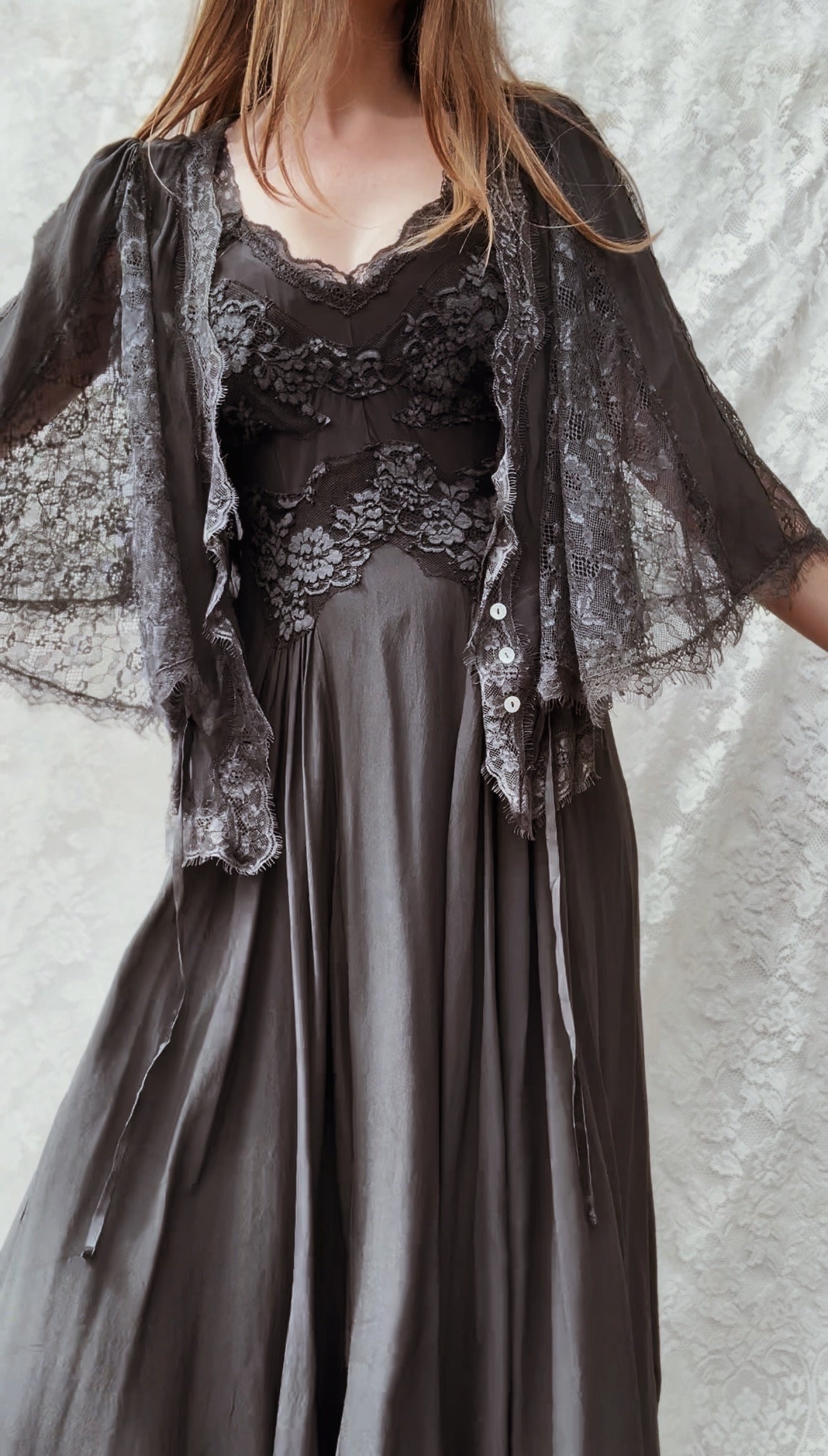 PREORDER AURORA SILK & LACE DRESS - BLACK