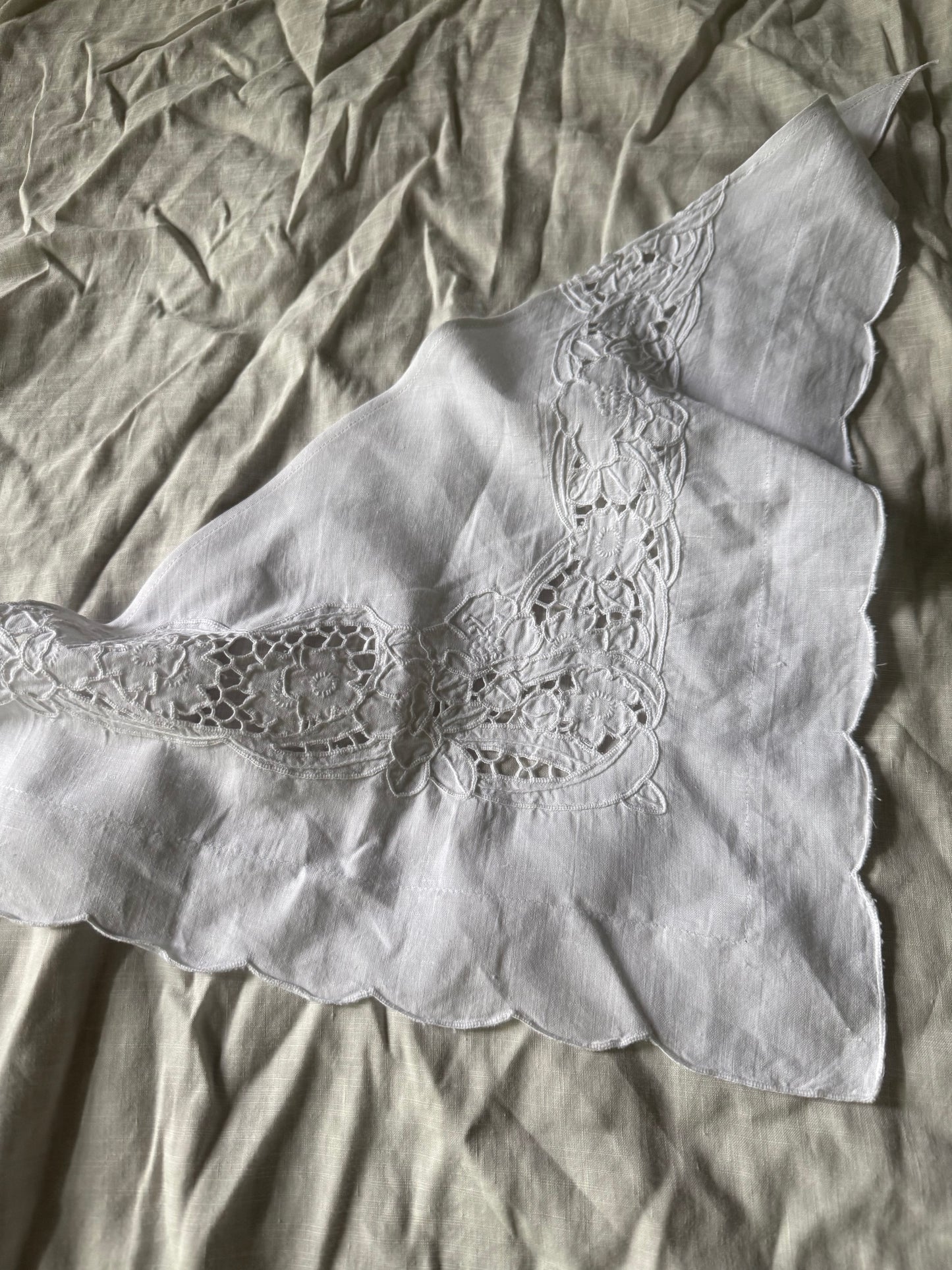 REWORKED - EMBROIDERED BORDER COTTON HEAD SCARF WHITE