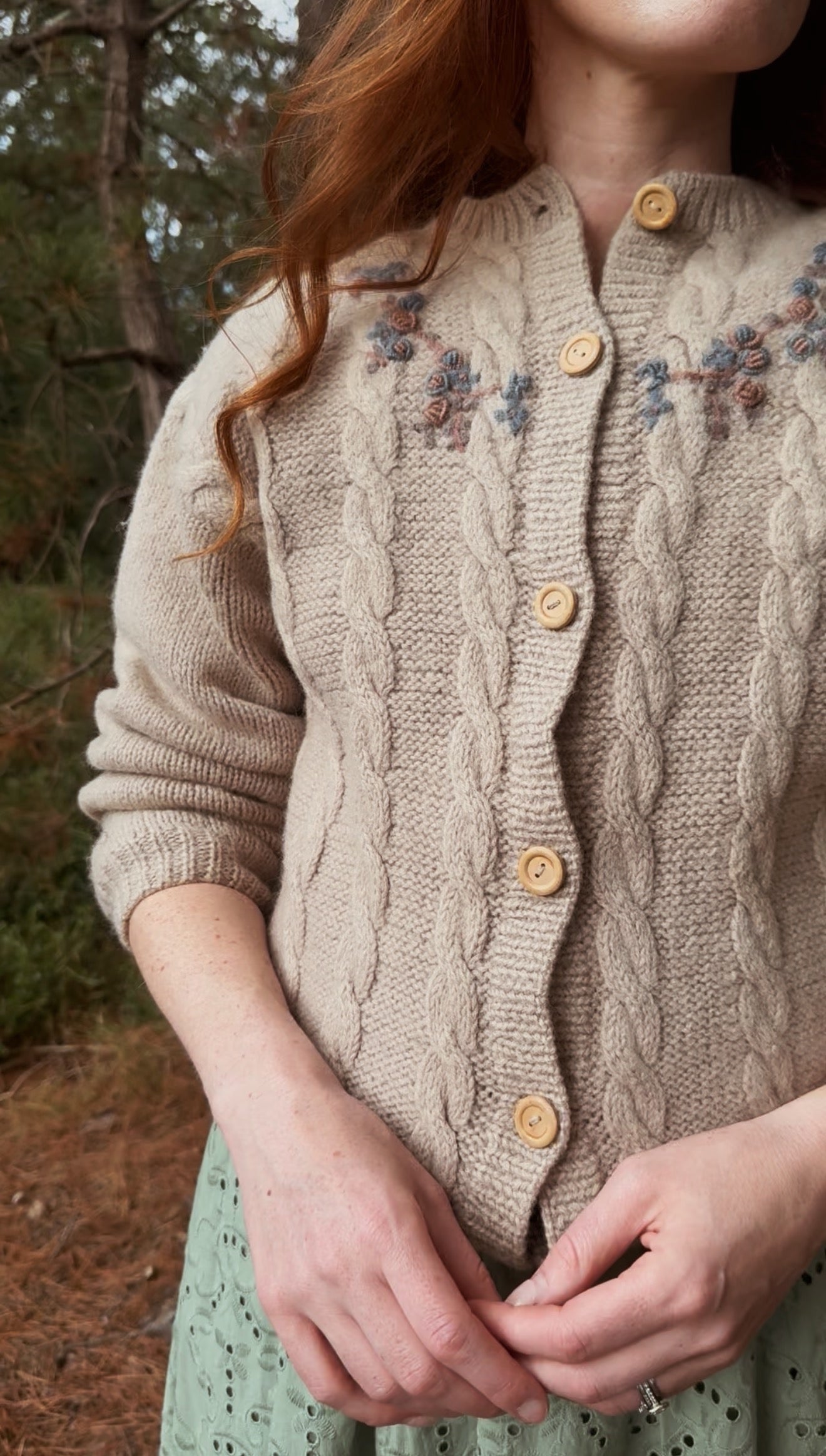 VINTAGE WOOL LINTEX EMBROIDERED CARDIGAN