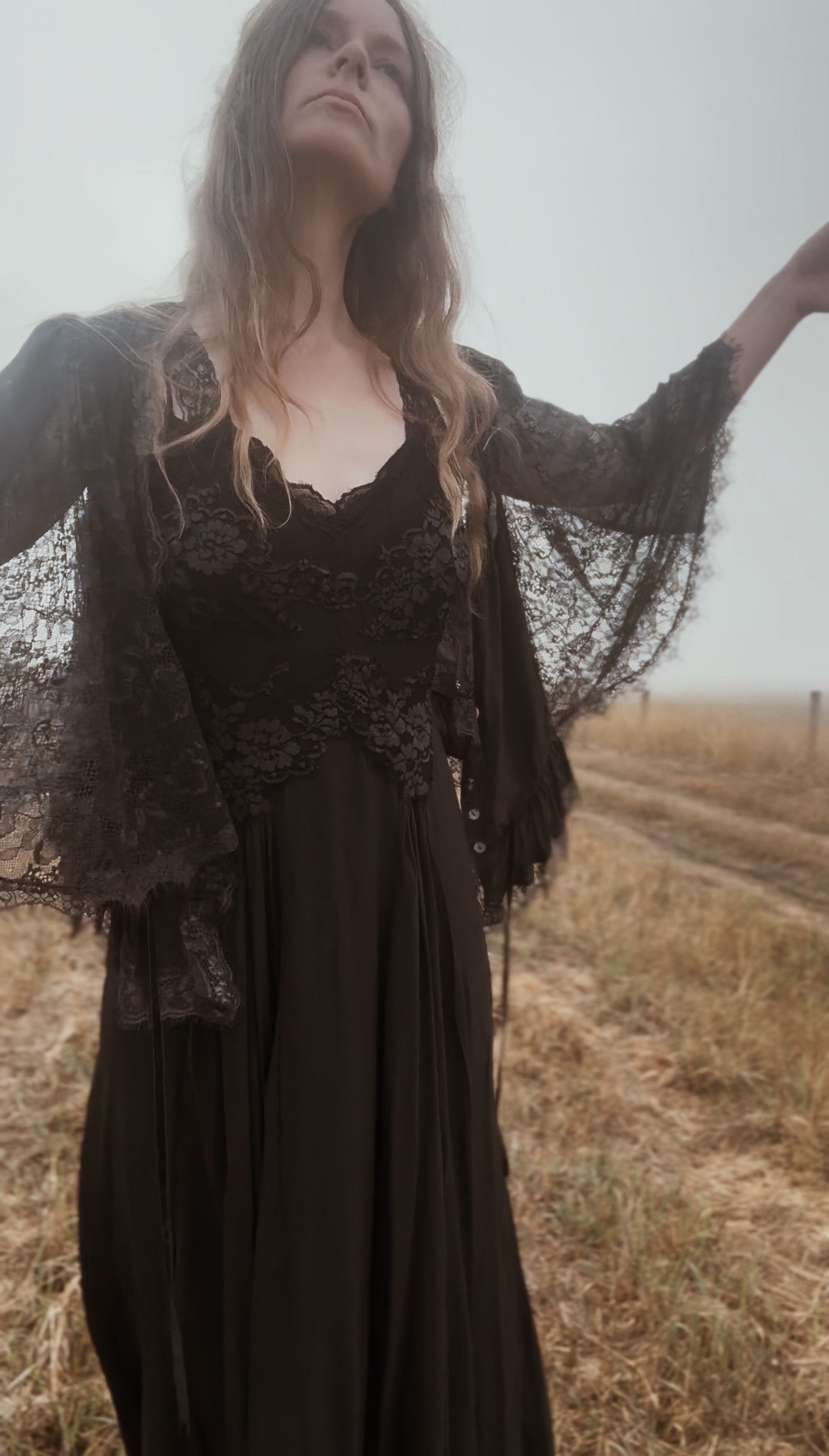 AMORET SILK CAPELET BLOUSE - BLACK