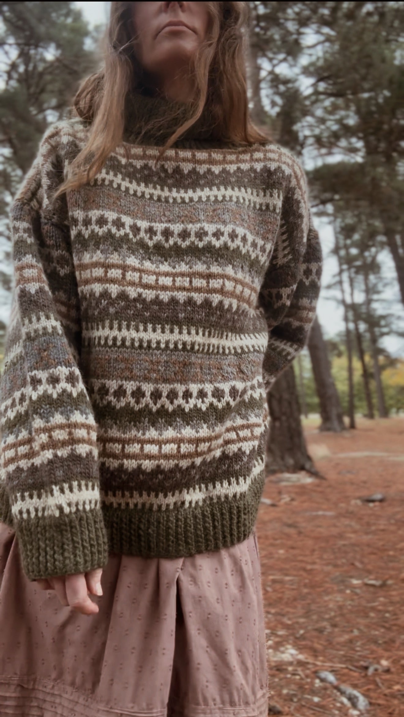VINTAGE HANDMADE GREEN WOOL JUMPER S-XL