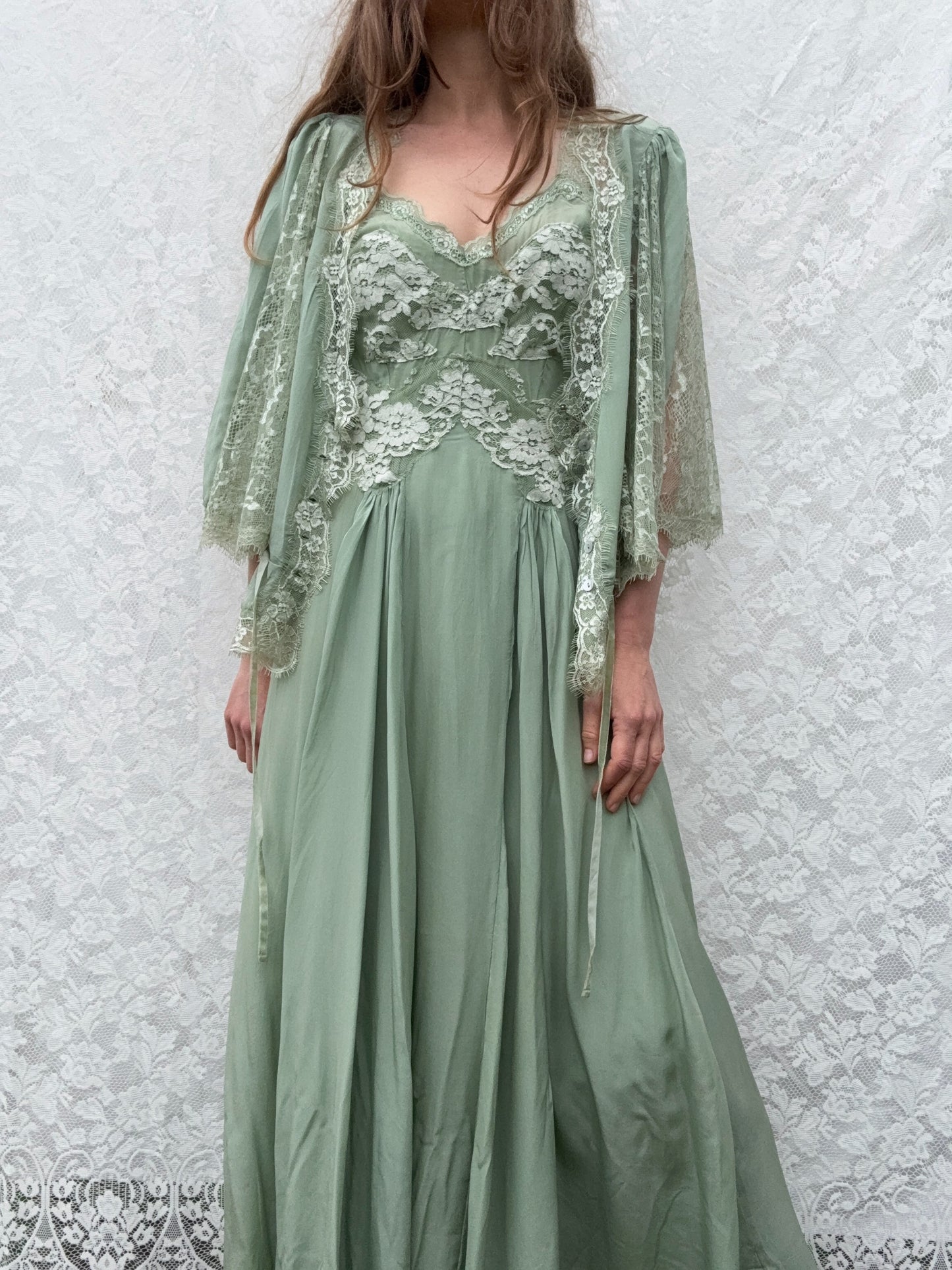 AMORET SILK CAPELET BLOUSE - SAGE