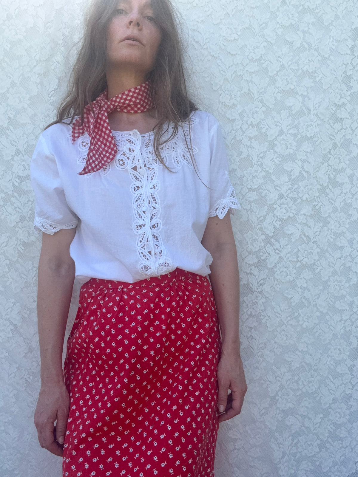 VINTAGE RED FLORAL SKIRT SIZE XXS/6