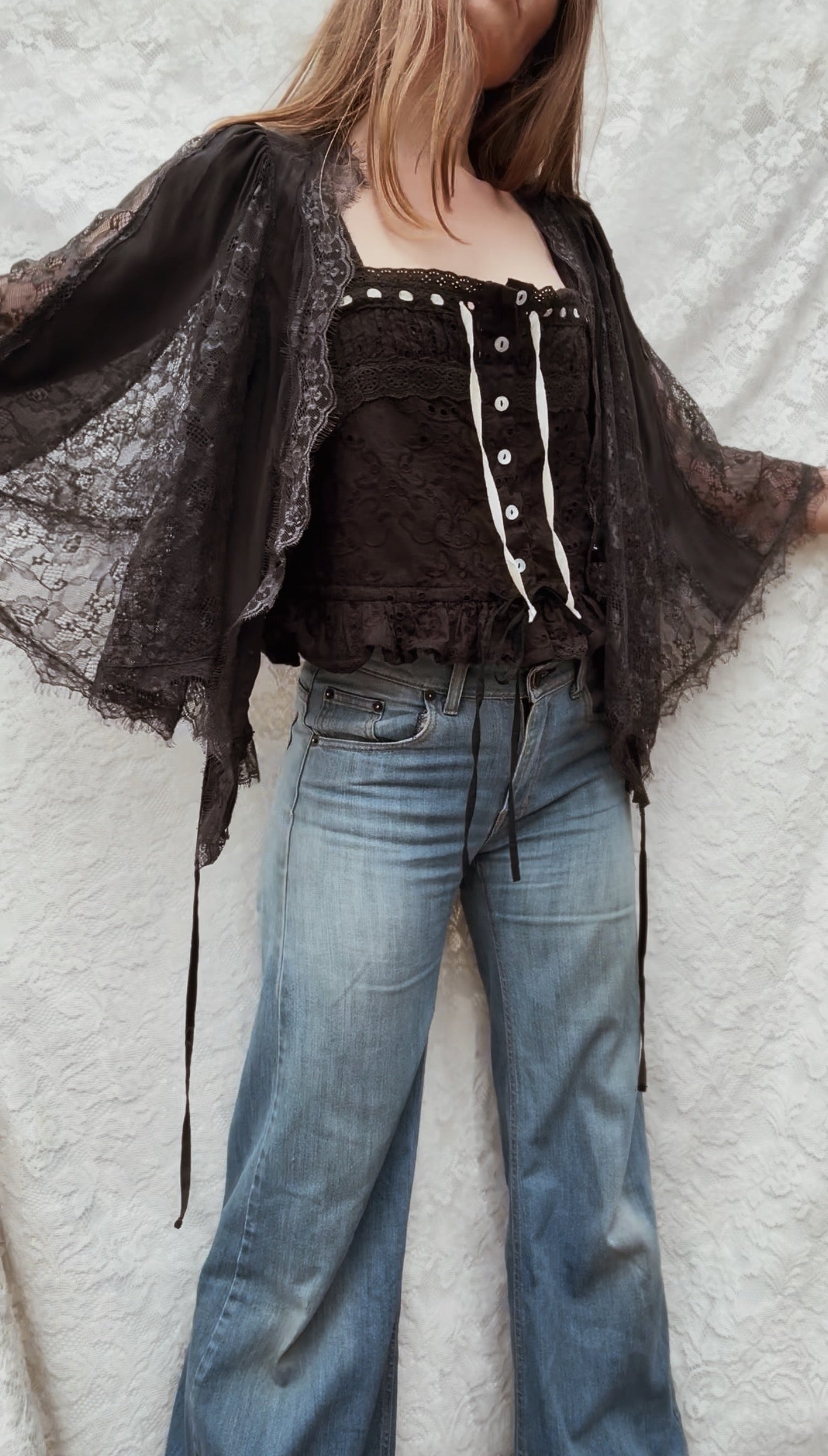 AMORET SILK CAPELET BLOUSE - BLACK