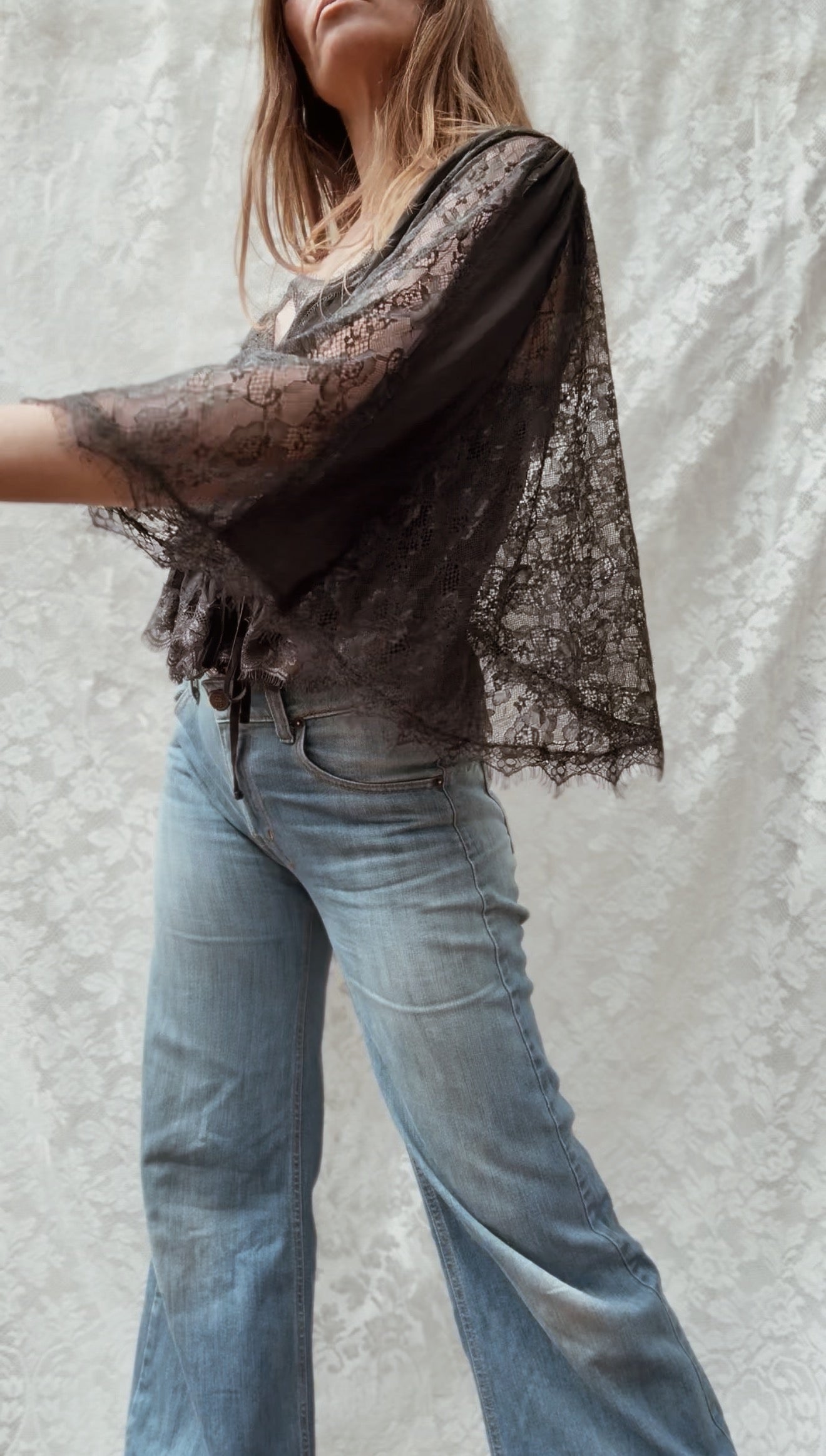 AMORET SILK CAPELET BLOUSE - BLACK