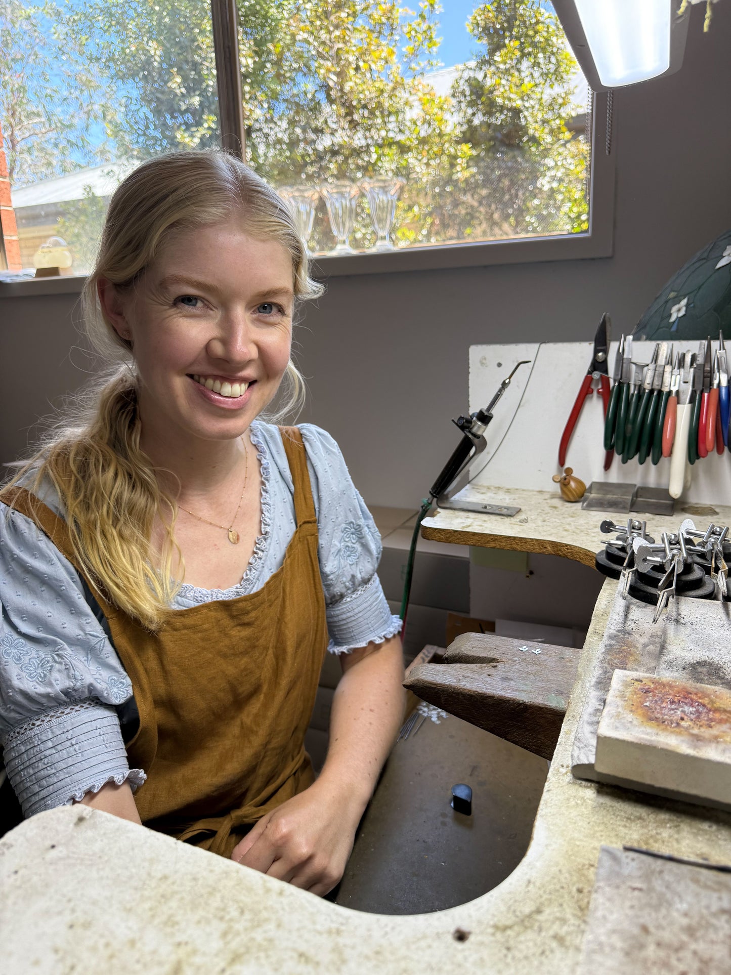 ANKOA X AMY LOUISE - DAFFODIL PENDANT AND CHAIN YELLOW GOLD