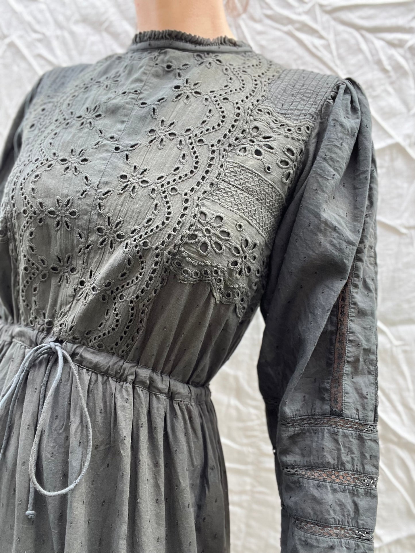 SAINSBURY COTTON LACE DRESS WASHED BLACK