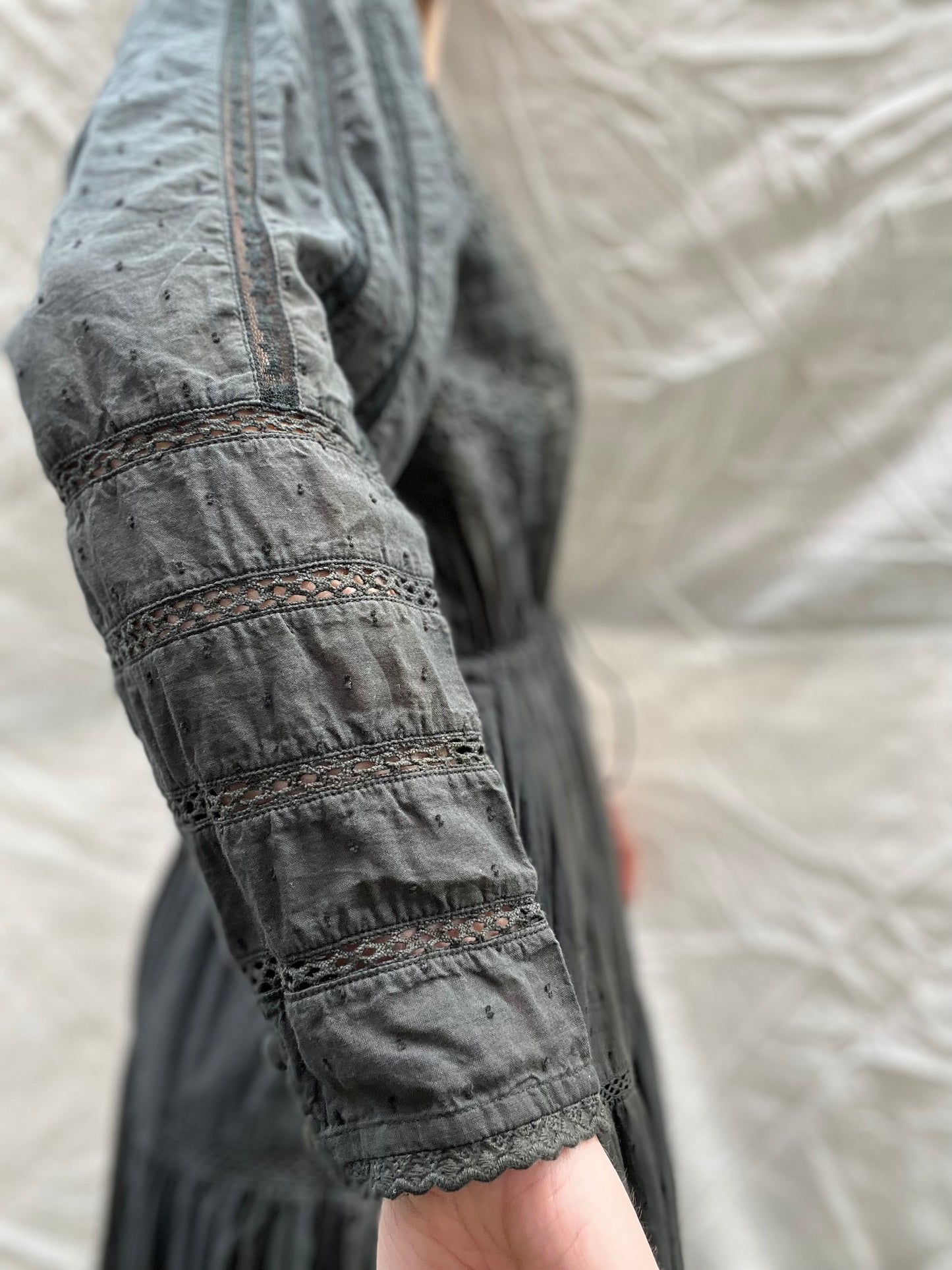 SAINSBURY COTTON LACE DRESS WASHED BLACK