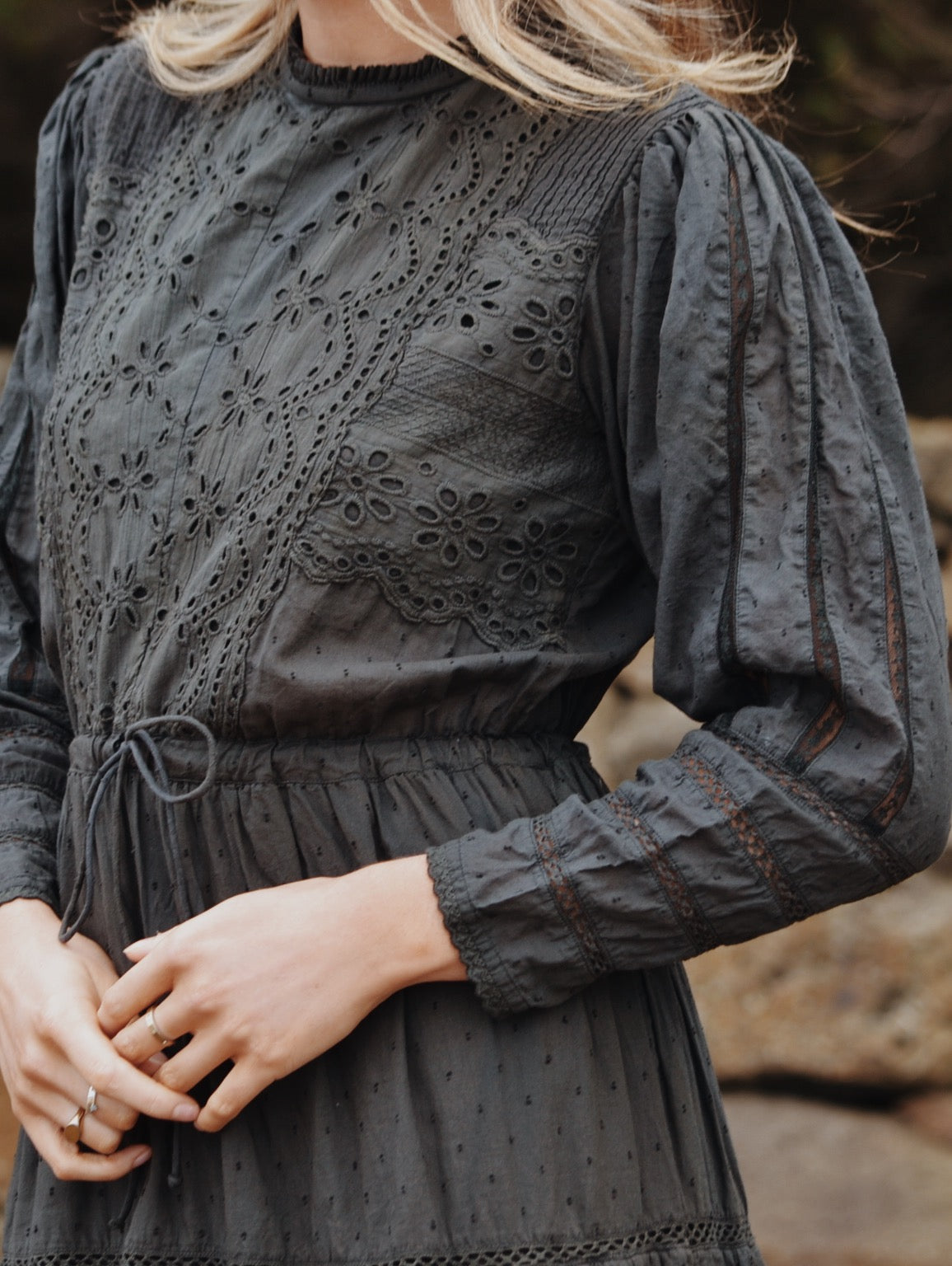 SAINSBURY COTTON LACE DRESS WASHED BLACK