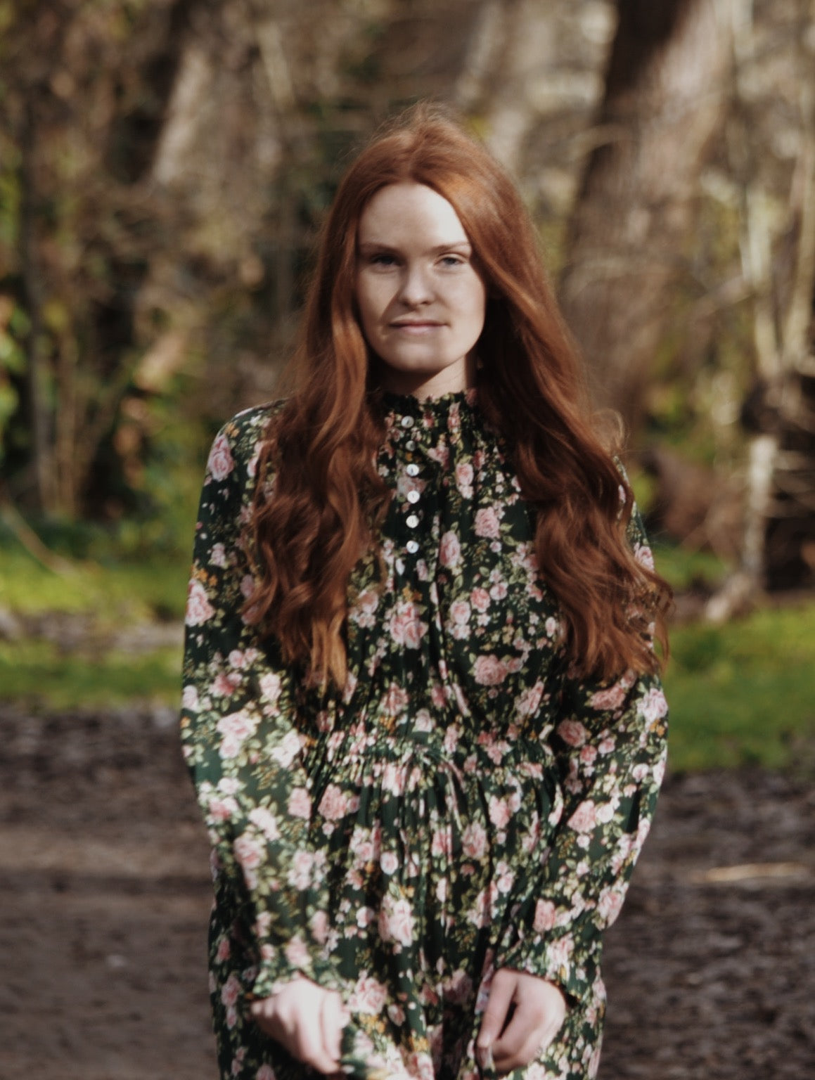 PRAIRIE ROSE FLORAL FOREST GREEN DRESS