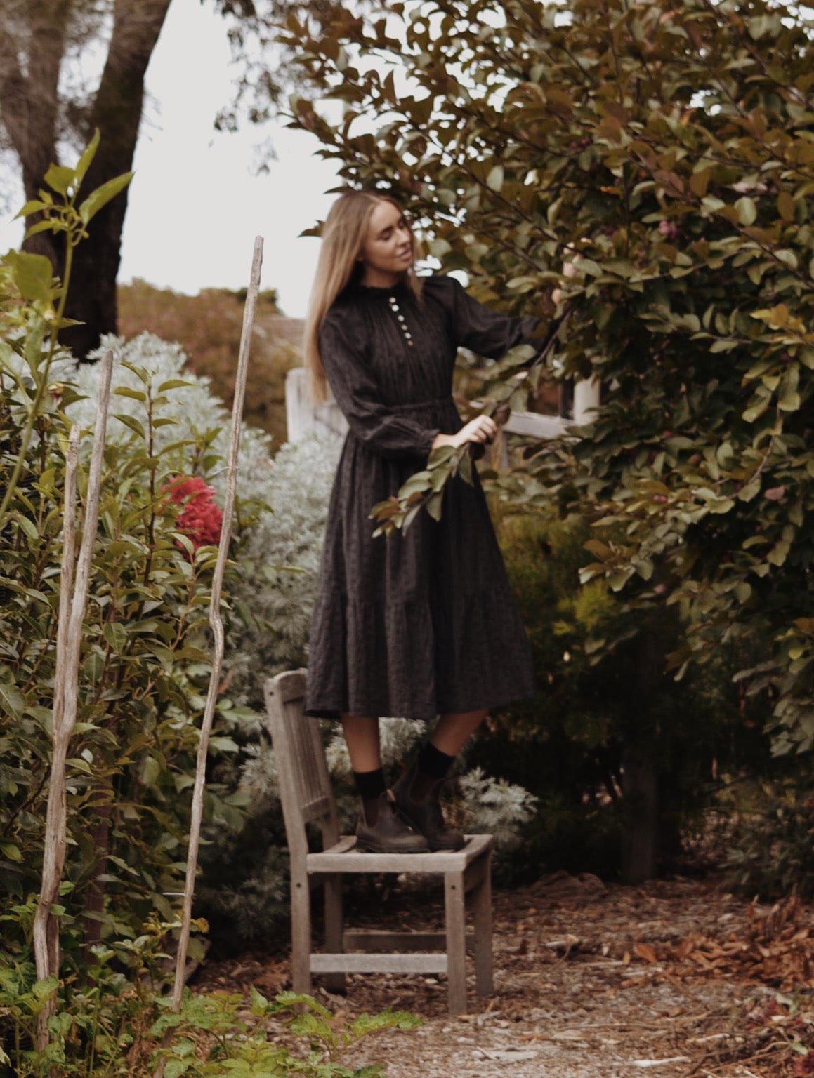 PRAIRIE DRESS WASHED BLACK LACE COTTON