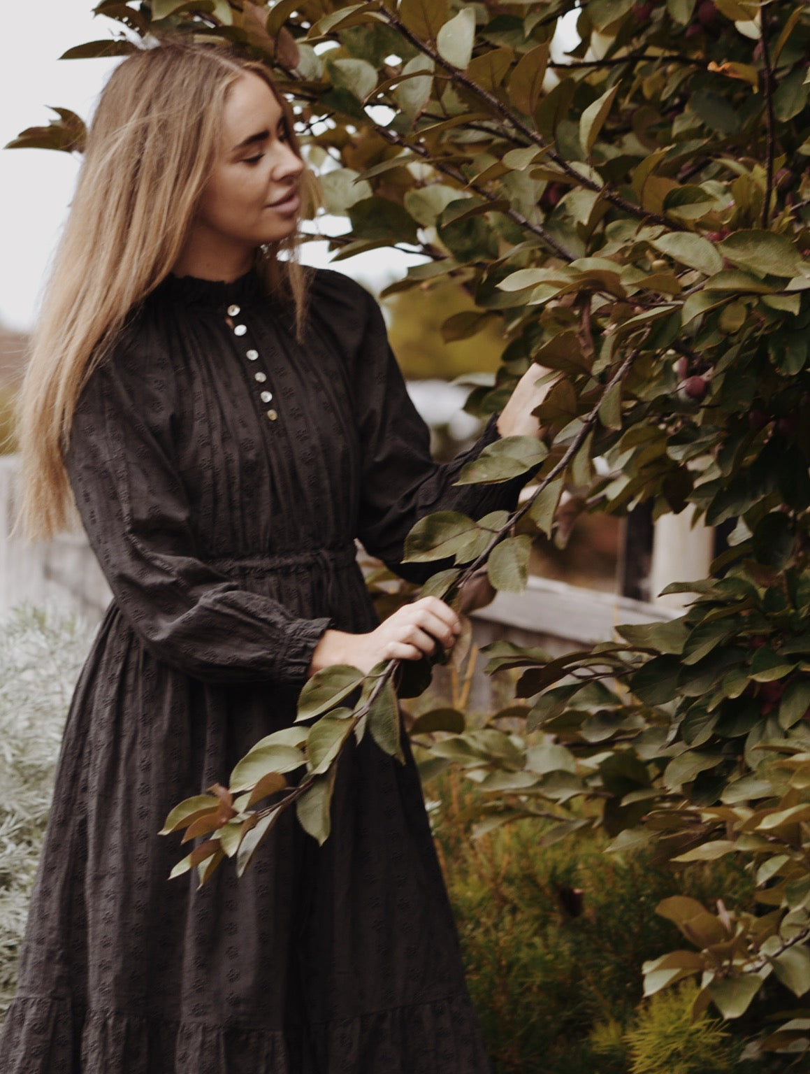 PRAIRIE DRESS WASHED BLACK LACE COTTON