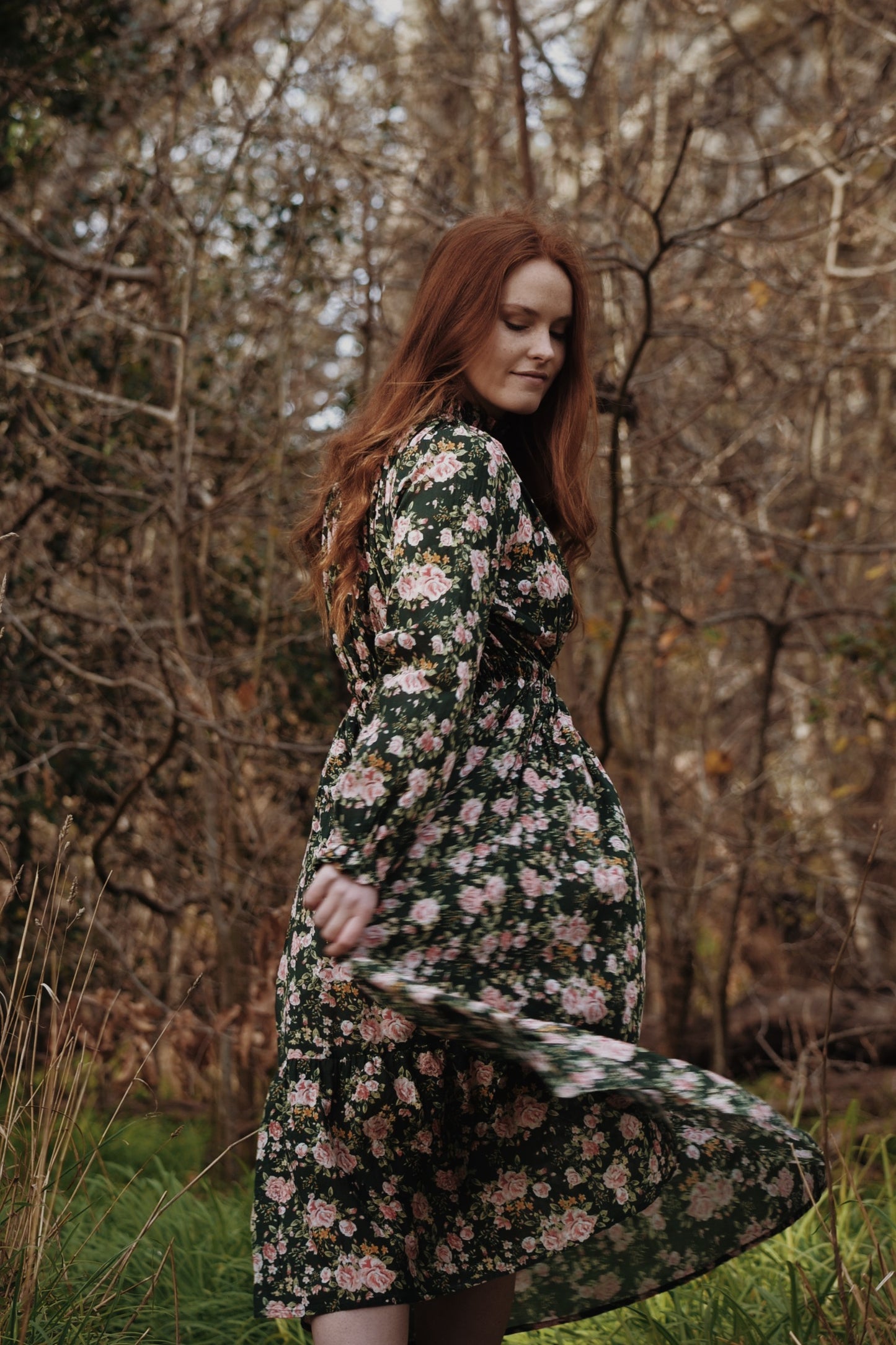 PRAIRIE ROSE FLORAL FOREST GREEN DRESS