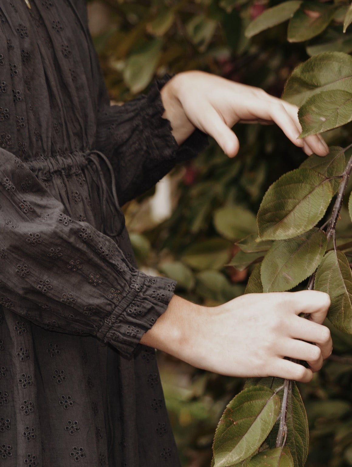 PRAIRIE DRESS WASHED BLACK LACE COTTON