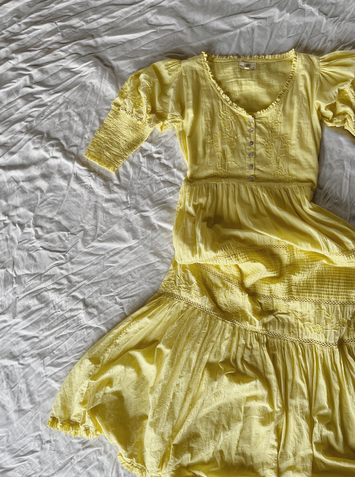 PRELOVED - AUGUSTINE MAXI DRESS LEMON MERINGUE XS