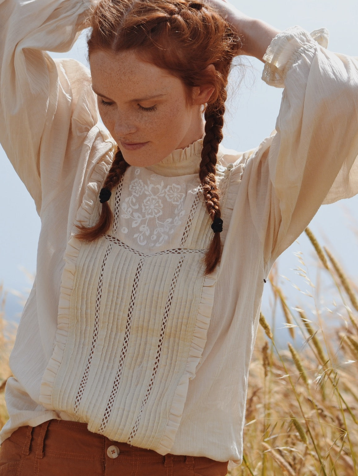 100% RECYCLED COTTON - PAULINA BLOUSE ANTIQUE WHITE