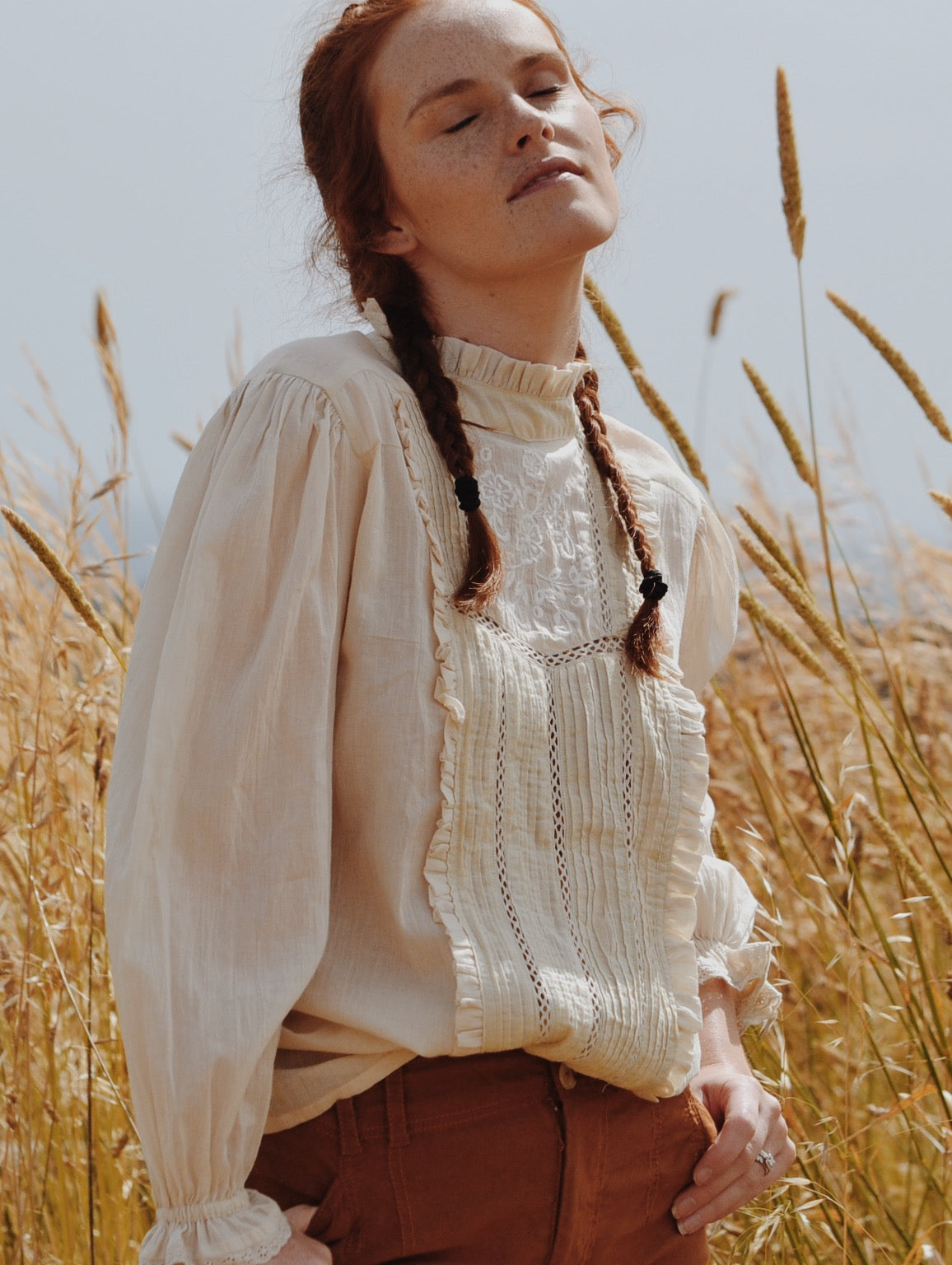 100% RECYCLED COTTON - PAULINA BLOUSE ANTIQUE WHITE