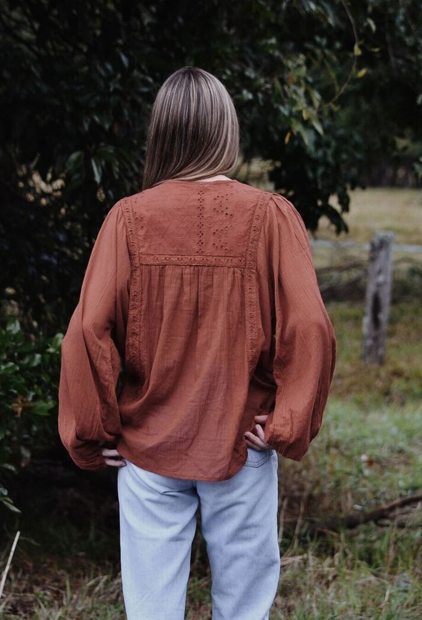 MABEL BLOUSE CLAY